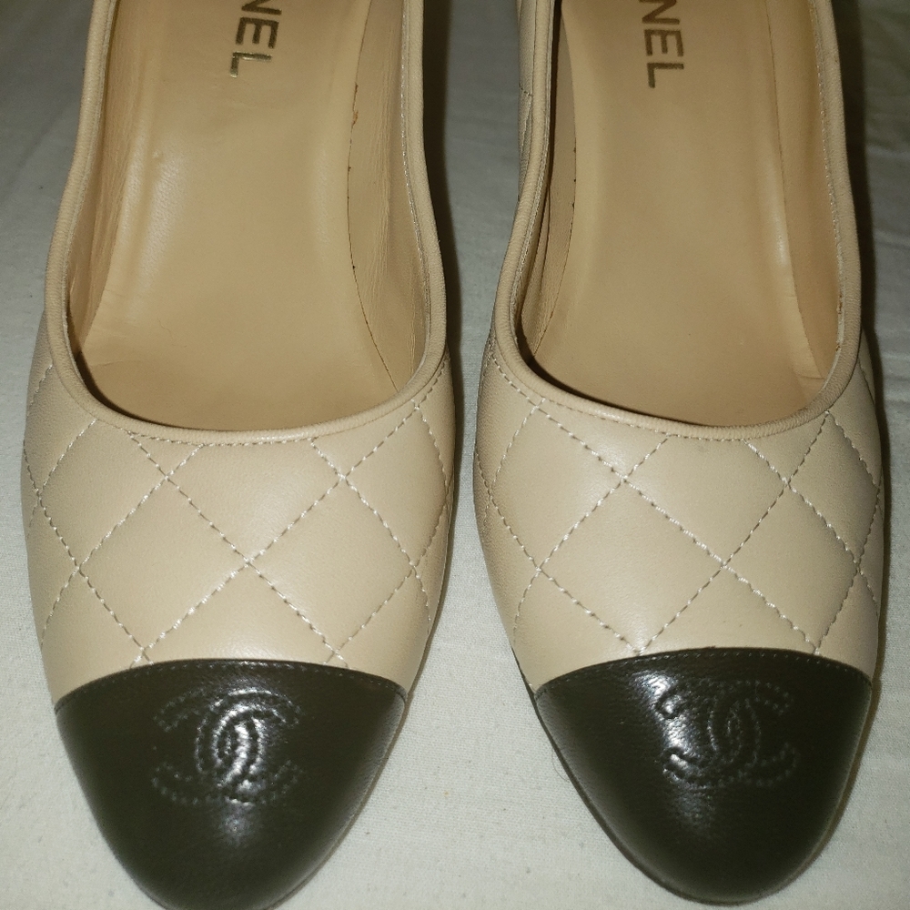 Beautiful Authentic Chanel Shoes